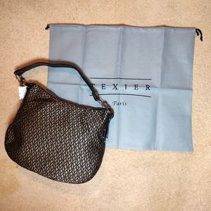 Texier French Black Diamond Design on Beige Canvas Shoulder Purse!